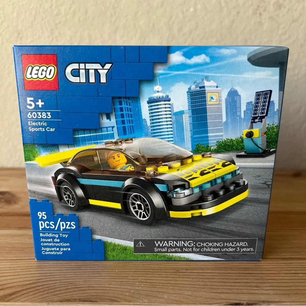 New Sealed Lego Electric Sports Car City Set 60383